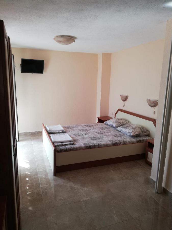 Milchevi Guesthouse Sozopol Exterior foto