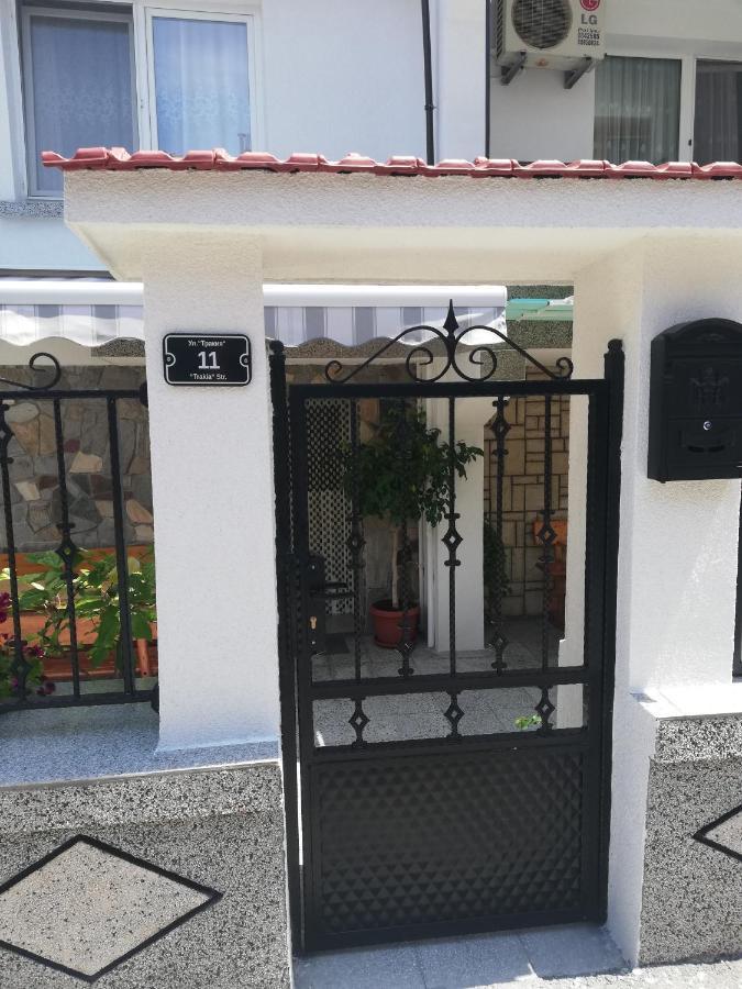 Milchevi Guesthouse Sozopol Exterior foto