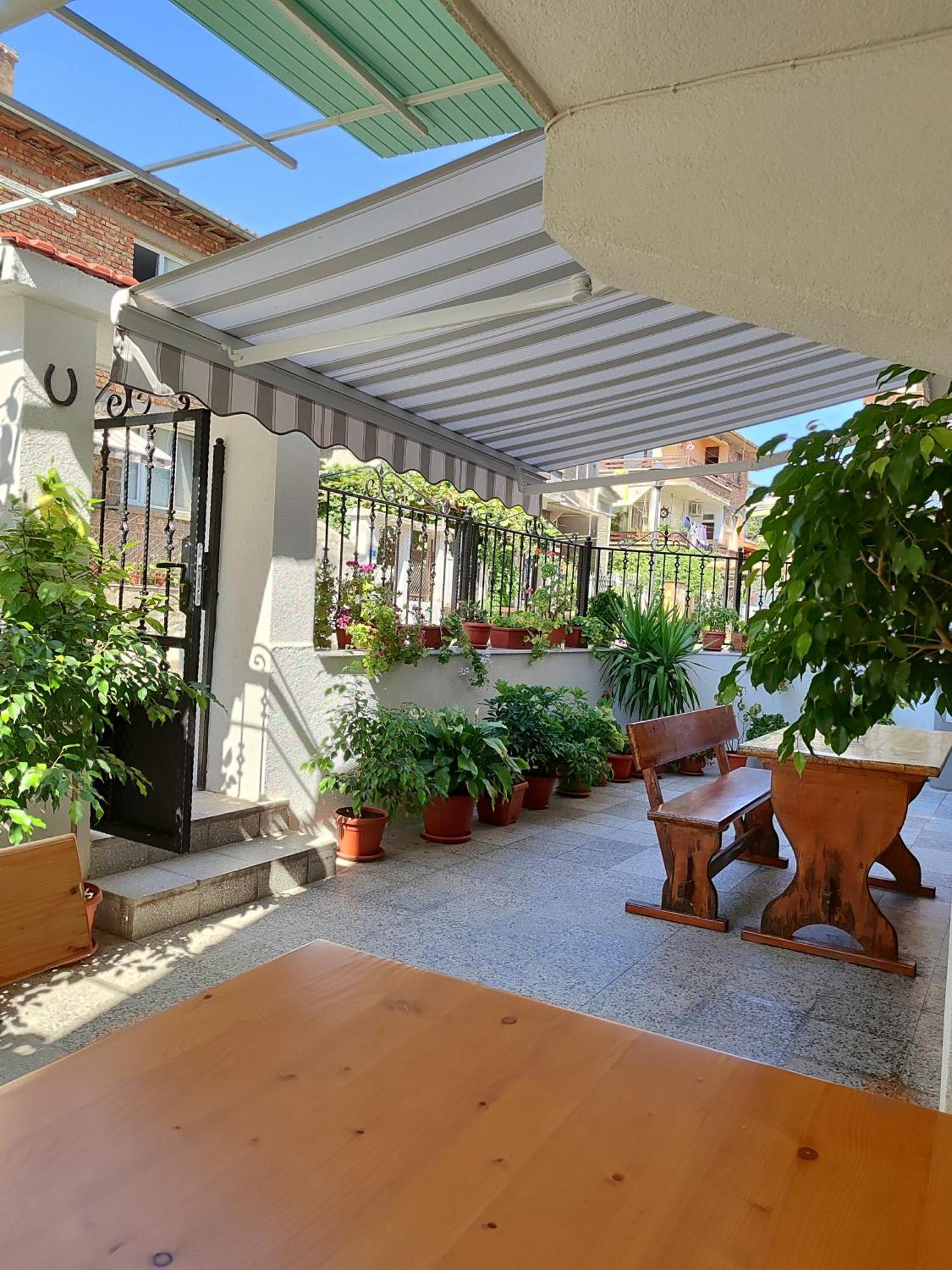 Milchevi Guesthouse Sozopol Exterior foto